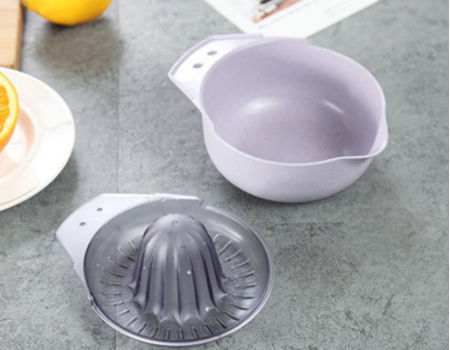 Hand juicers portable household wheat straw manual mini manual juicer cup supplier