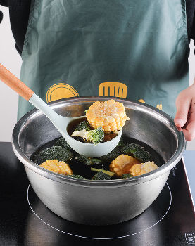 Silicone Kitchen Tools with Wood Handle Soup Spoon Ladle Spaghetti Slotted Turner Basting Brush Cook supplier