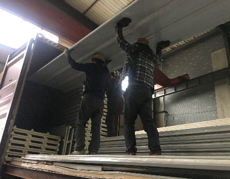 China manufacturer polyurethane PU foam sandwich roof panel composite board supplier